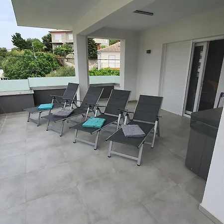 Apartment Adriaperle Casper Mit Whirlpool Palit