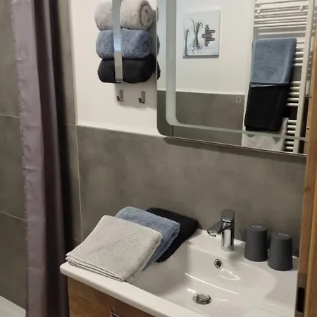 Adriaperle Casper Mit Whirlpool * Palit