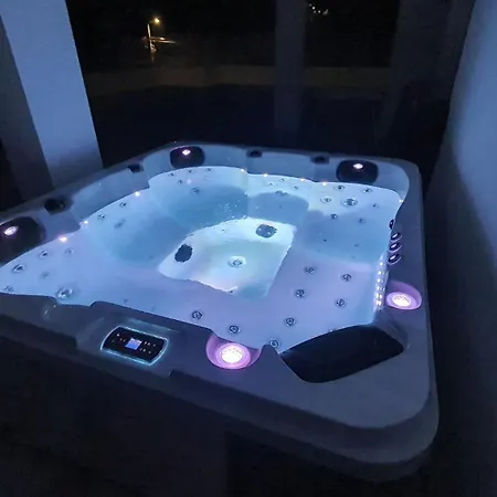 Apartment Adriaperle Casper Mit Whirlpool