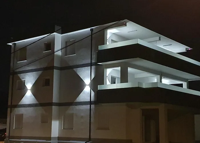 Adriaperle Casper Mit Whirlpool * Palit