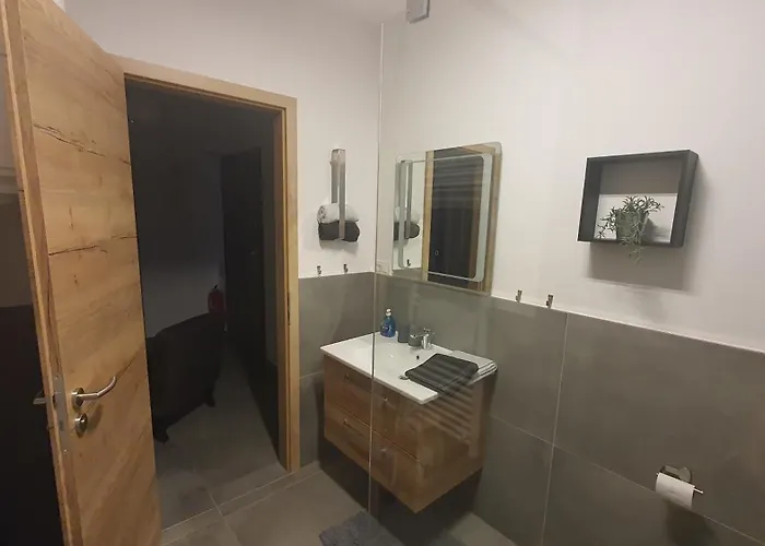 아파트 Adriaperle Casper Mit Whirlpool *